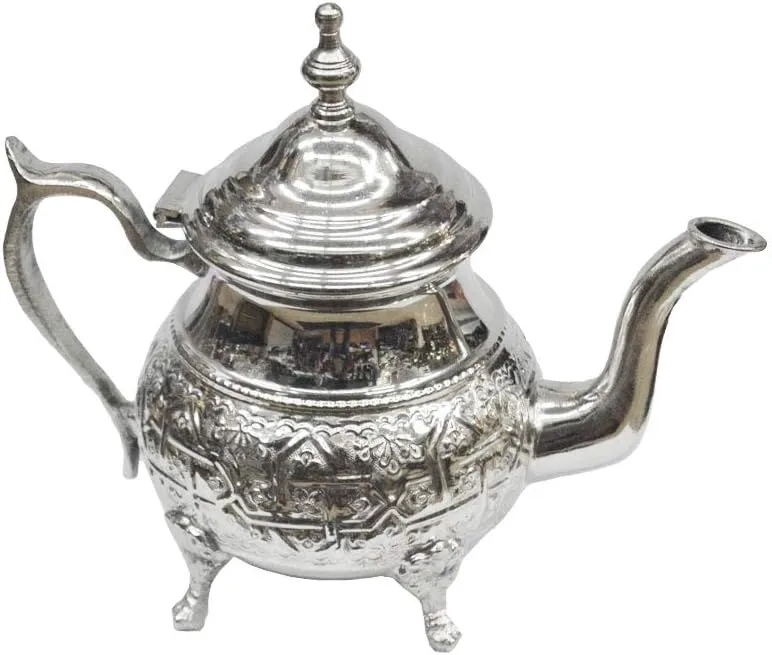 Théière marocaine : Guide complet 2025 5 Théière Traditionnelle de Fès