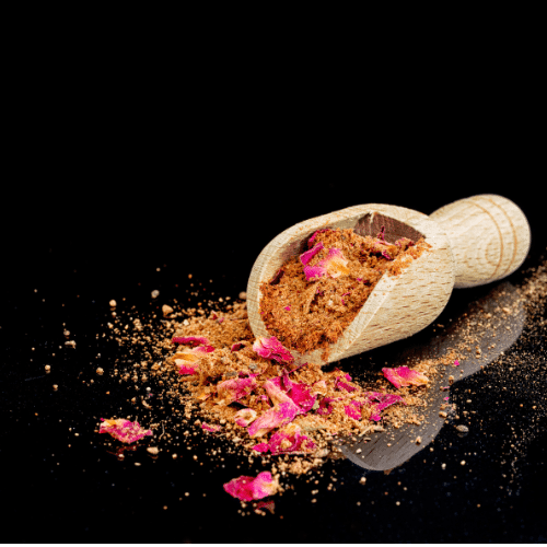 Les produits typiques du Maroc : Guide complet pour voyageurs et amateurs de culture 3 Ras al hanout epice maroc
